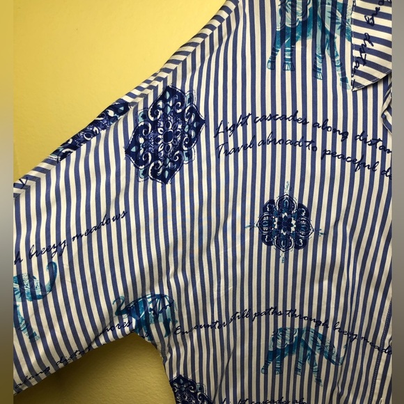 Chico's Striped travel theme button up Tunic top size 2 12/14 - Picture 5 of 9
